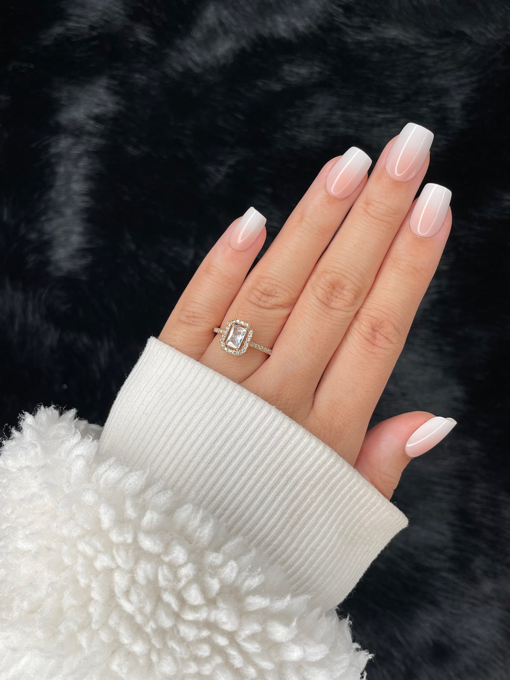 Juliette extra short square sheer nude press on nails on hand – Nailora Paris