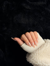 Eugénie press-on nails