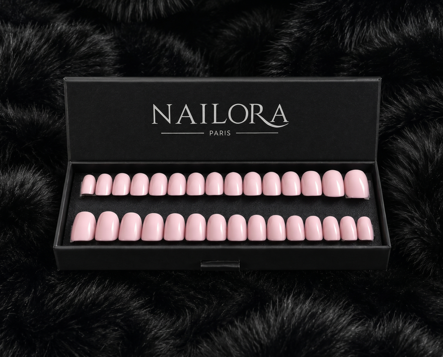 Close-up of Anaïs pink round press on nails