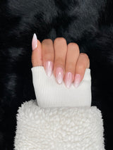 Camille nude metallic almond press on nails hand pose – Nailora Paris