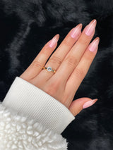 Chloé long almond blush pink ombré press on nails on hand – Nailora Paris