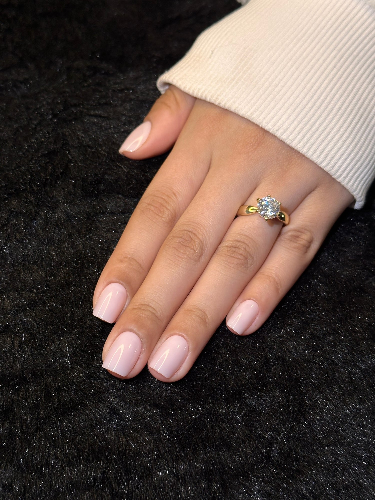 Beige Square press on nails — Nailora Paris
