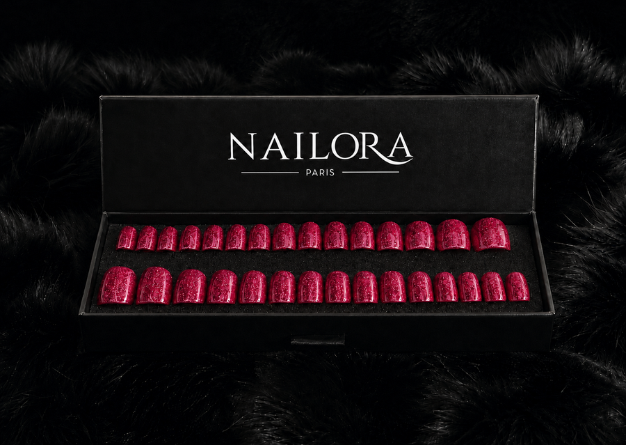 Close-up of Léonie deep magenta glitter square press on nails