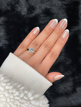 Marguerite medium almond pearl french tip press on nails on hand – Nailora Paris