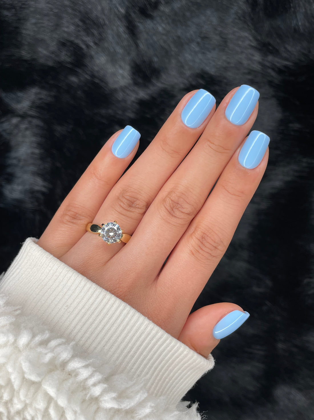 Marine extra short square sky blue press on nails on hand – Nailora Paris