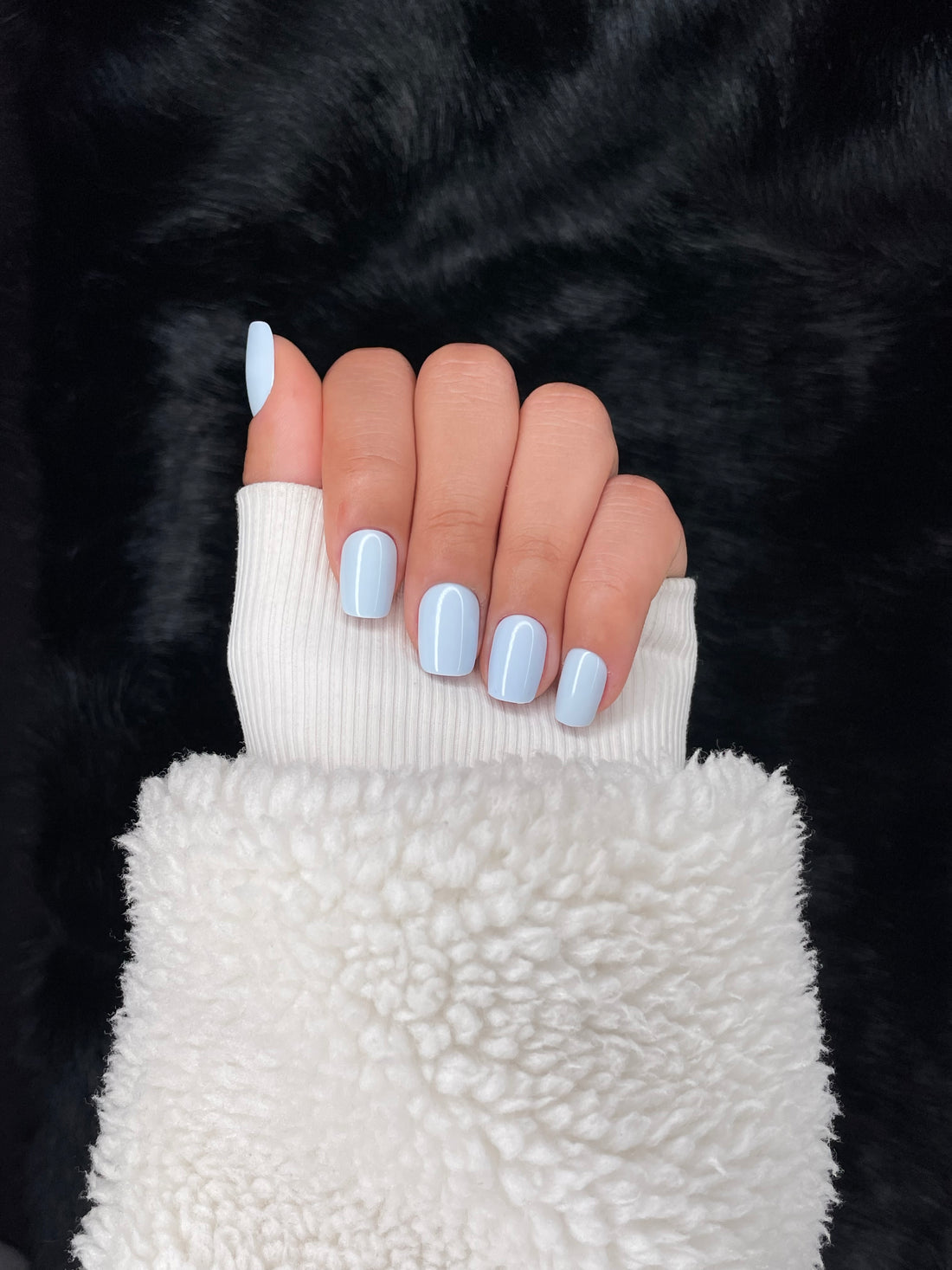 Nailora Ciel Powder Blue Square Press On Nails — Photo 2