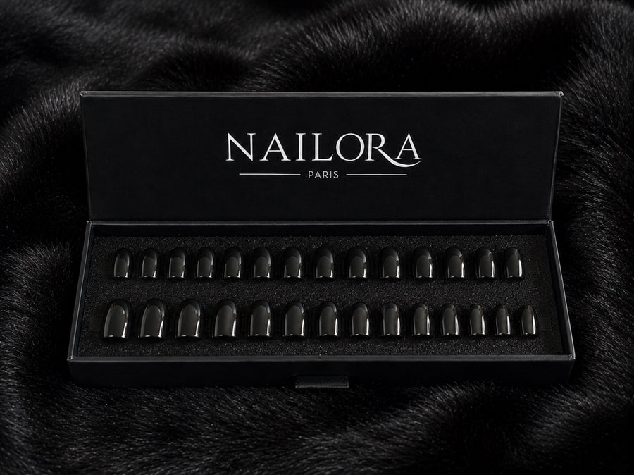 Close-up of Odile black square press on nails