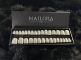 Inès — Silver Metallic Medium Square Press On Nails