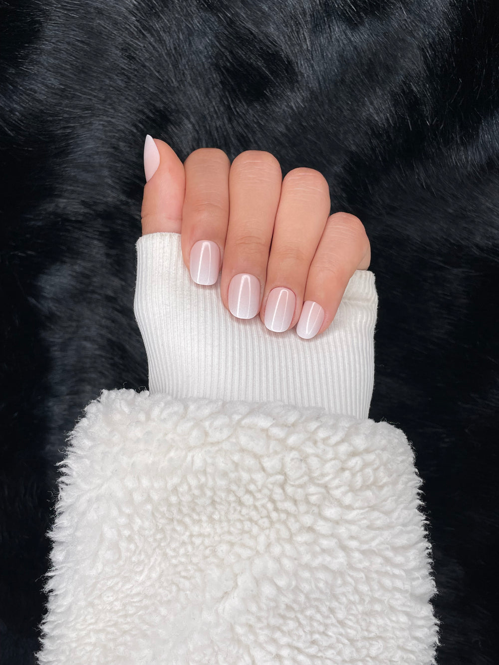 Manon — Nude Metallic Short Round Press On Nails
